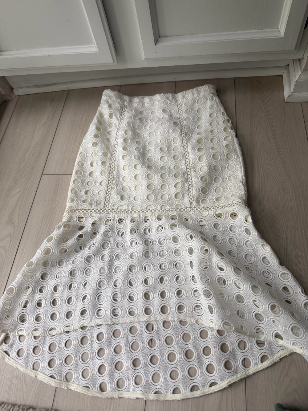 NWOT Lovers + Friends White Eyelet Flared Midi Skirt